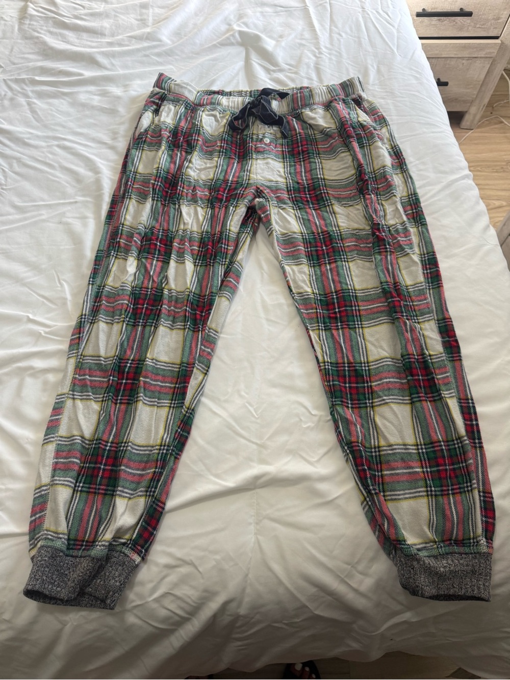 aerie Red, Green and Navy Plaid Flannel Joggers